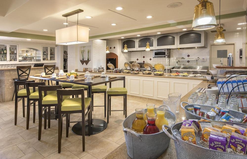 Hilton Garden Inn Midland Ngoại thất bức ảnh
