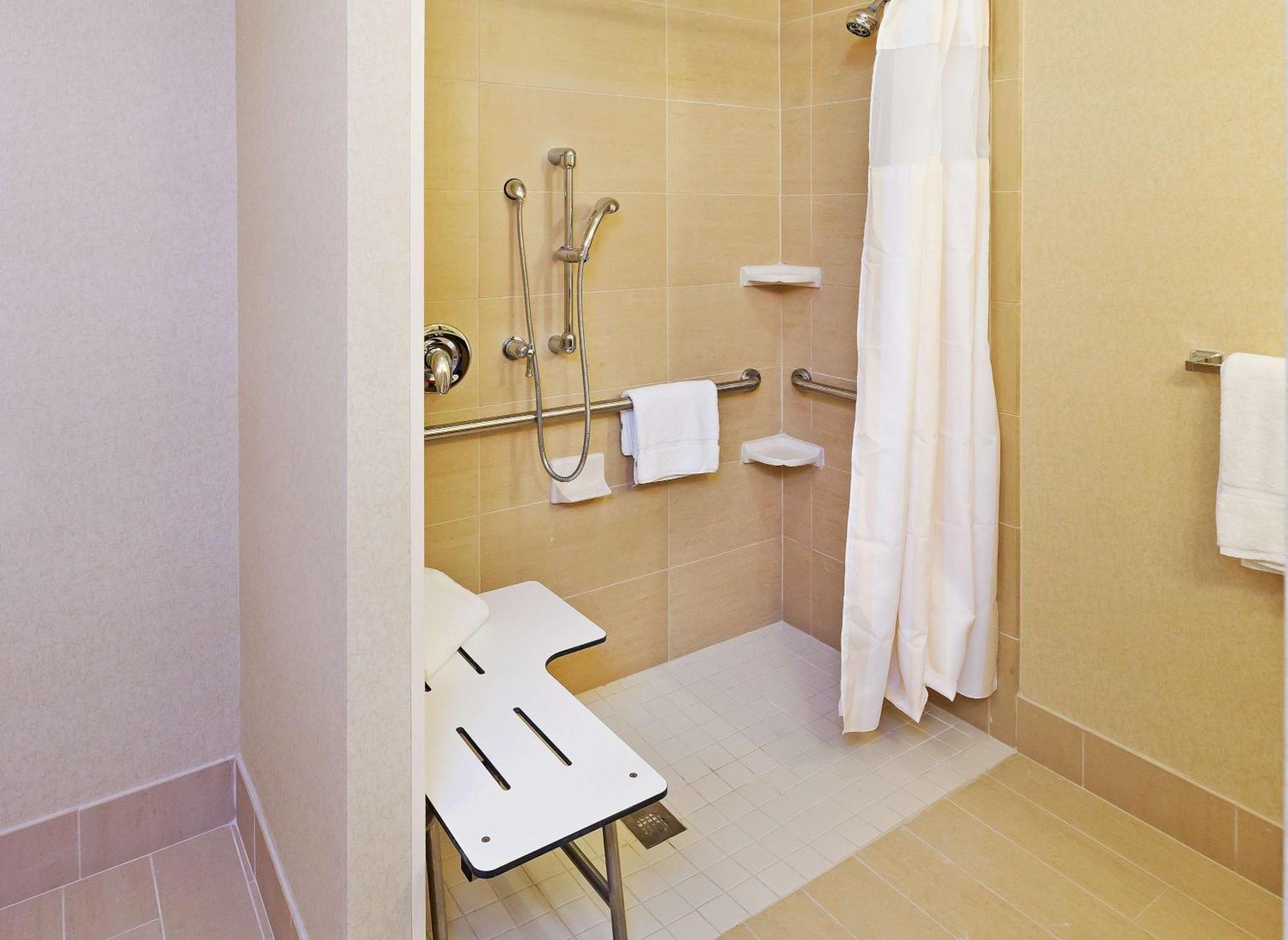 Hilton Garden Inn Midland Ngoại thất bức ảnh
