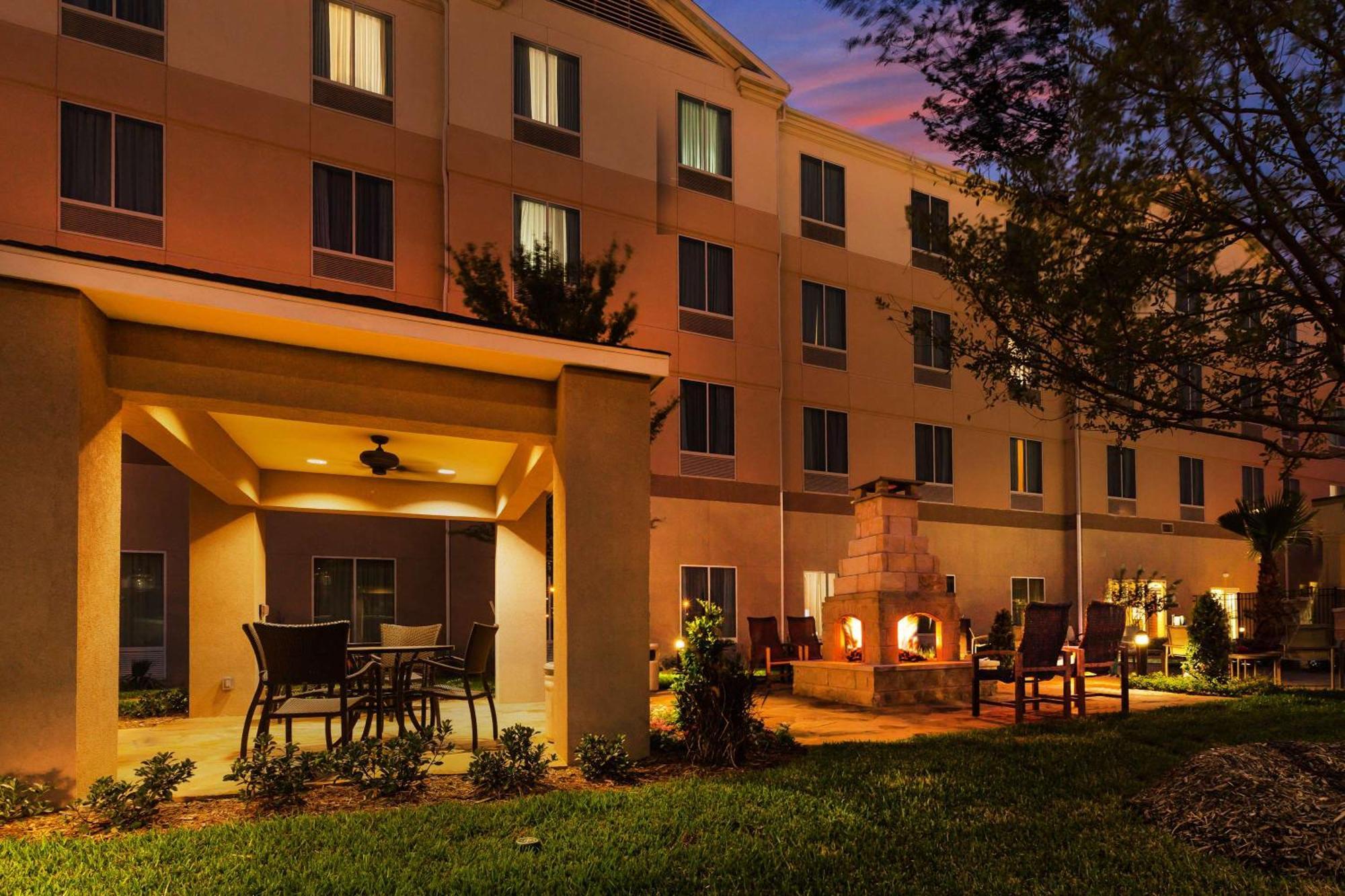 Hilton Garden Inn Midland Ngoại thất bức ảnh