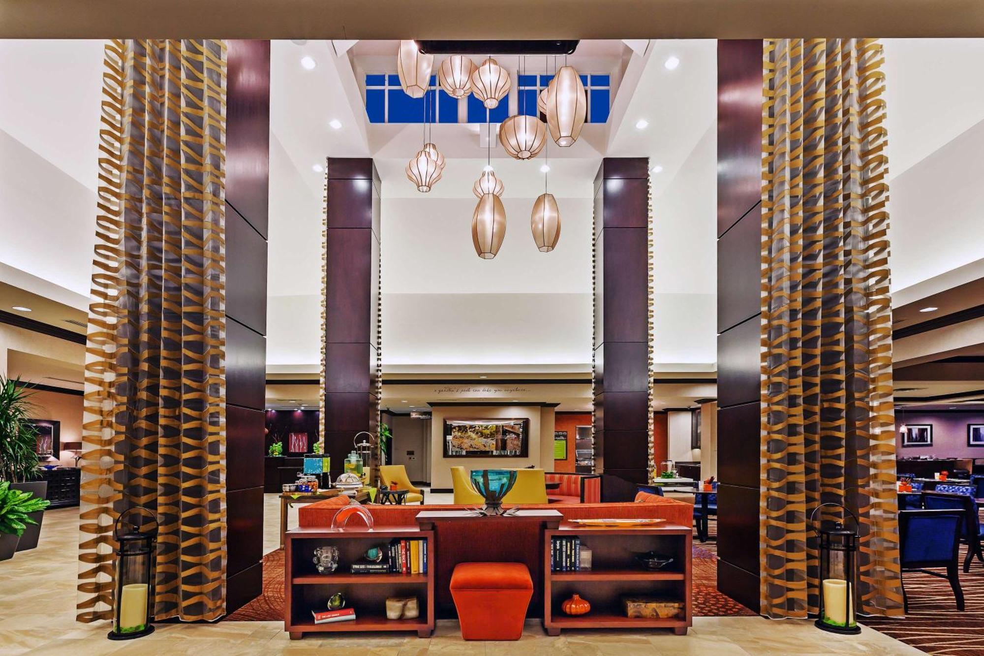 Hilton Garden Inn Midland Ngoại thất bức ảnh