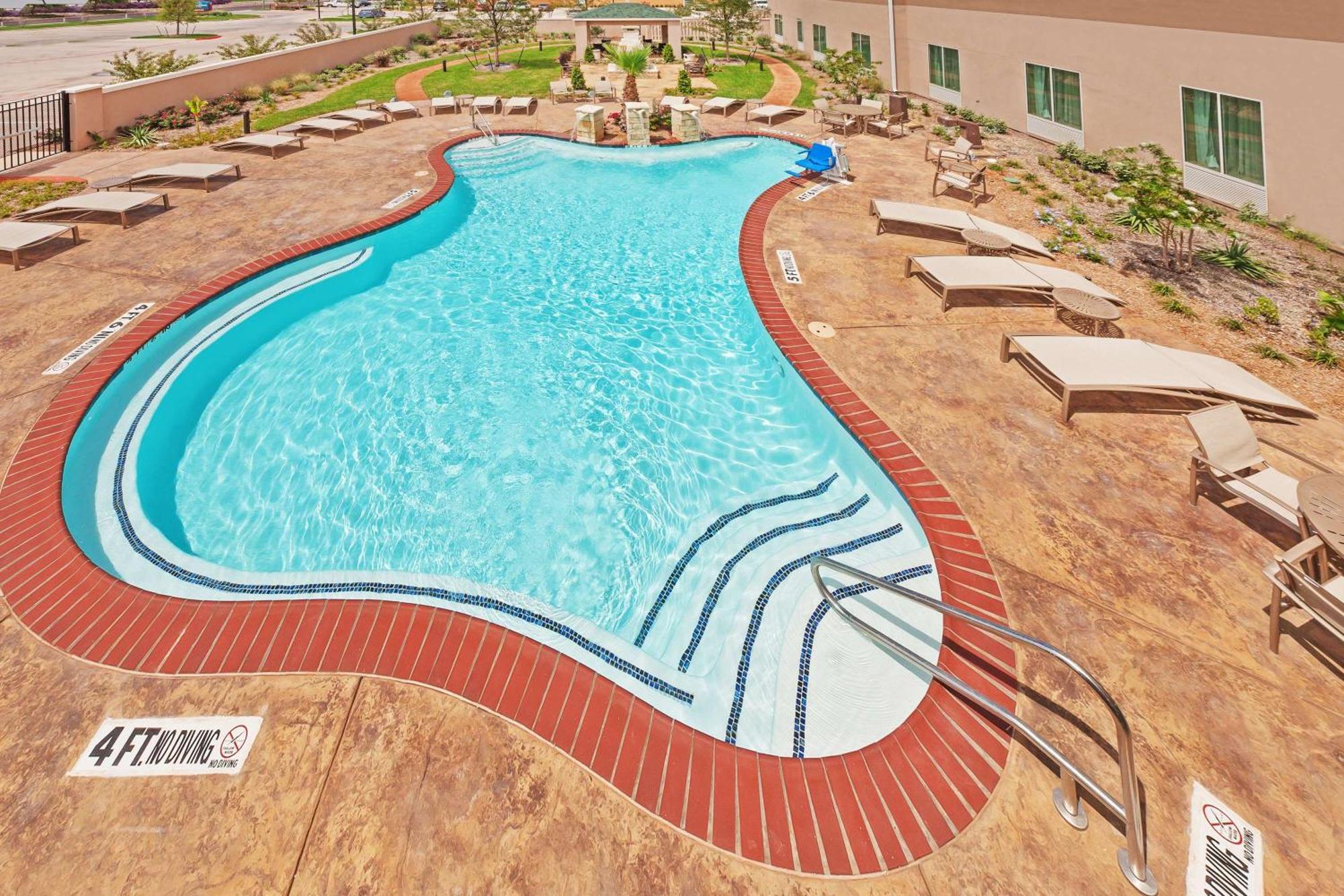Hilton Garden Inn Midland Ngoại thất bức ảnh