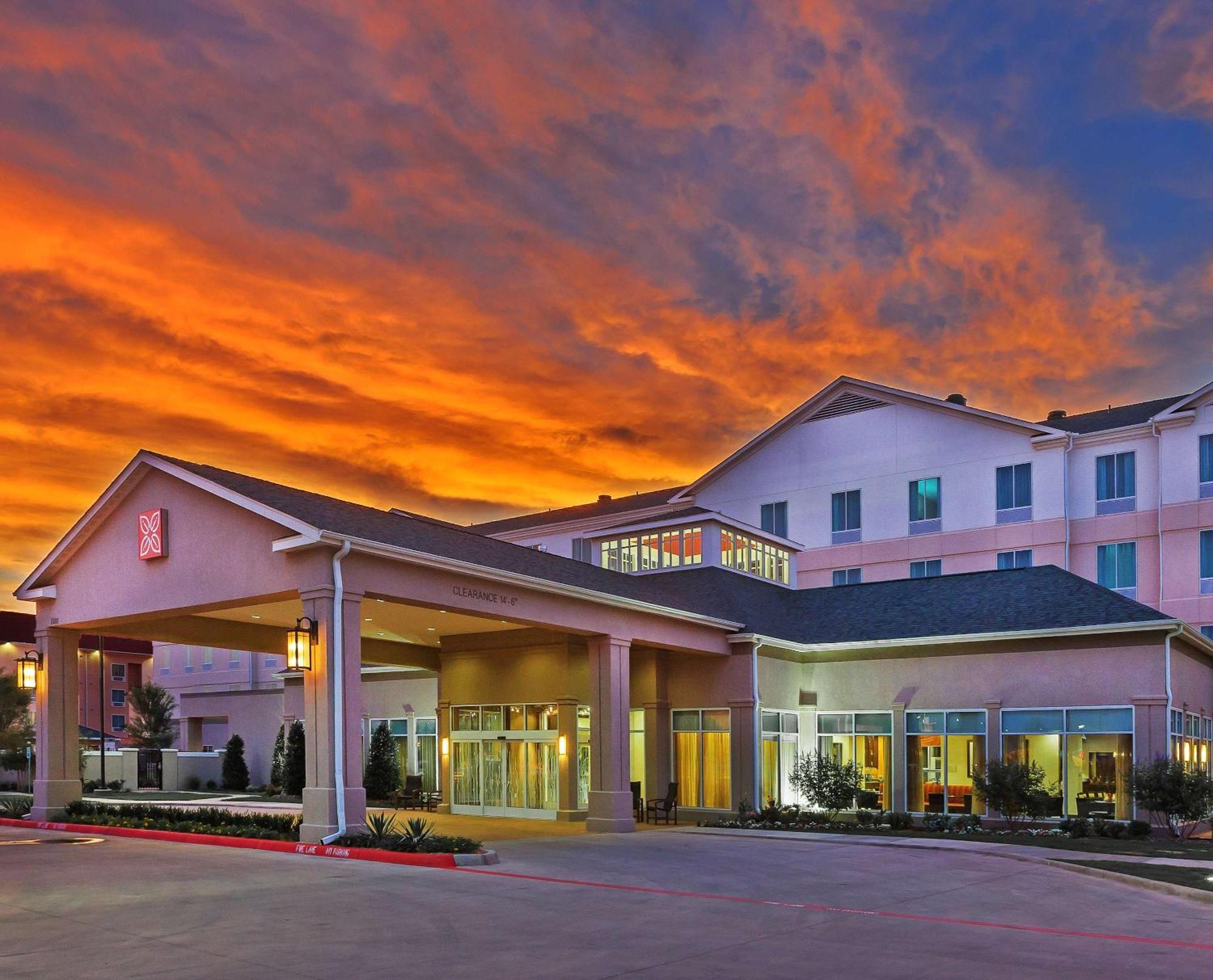 Hilton Garden Inn Midland Ngoại thất bức ảnh